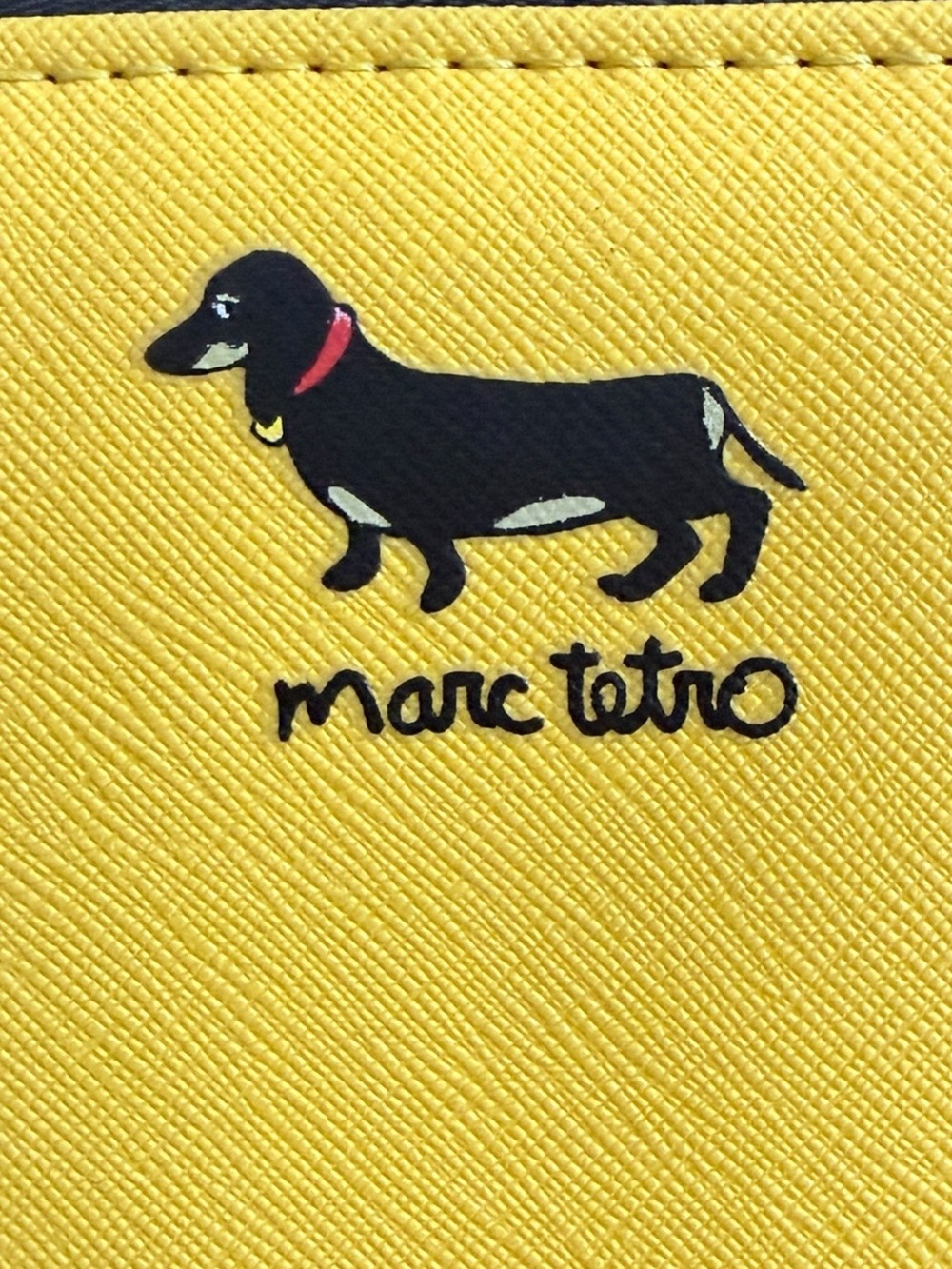 MARC TETRO DACHSHUND PUPPY DOG ZIPPY FAUX SAFFIANO LEATHER LONG WALLET - Picture 3 of 6